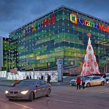 Modern Bright Apartment Close To City Center And Grand Mall Varna ภายนอก รูปภาพ