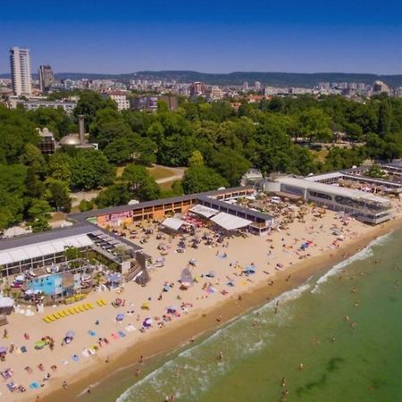 Modern Bright Apartment Close To City Center And Grand Mall Varna ภายนอก รูปภาพ